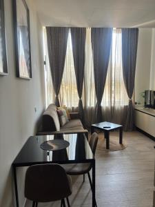 Linate Design Loft 50 mt metro M4 I Duomo 10min - WiFi I free parking