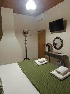 Olive Grove Cottage Skalani