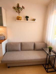 Cozy Apartment 3-Min Walk to Beach