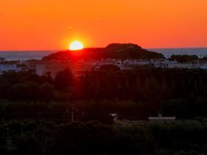 Amb encant i estil Mediterrani en zona tranquilla de Llançà i amb terrassa