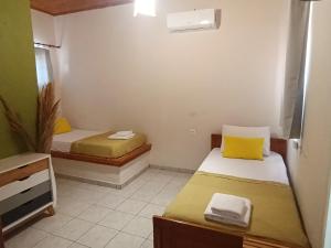 Olive Grove Cottage Skalani