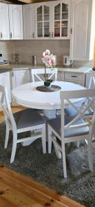 Olive & sea, Luxury two bedrooms cabin for 8