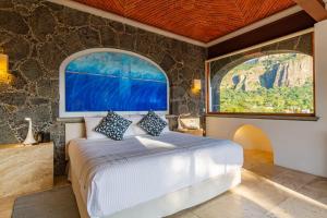 Posada del Tepozteco - Hotel & Gallery