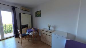 Ferienwohnung mit Meerblick am Meer ca 180 Meter Luftlinie vom Strand