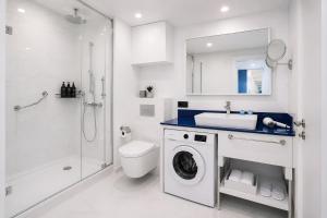 Azzurra Skyline Suites Batumi