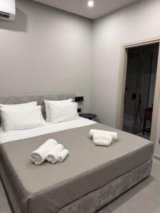 RO - Refined Relaxation, Private Courtyard and Jacuzzi