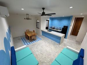 Casa Laura Azul