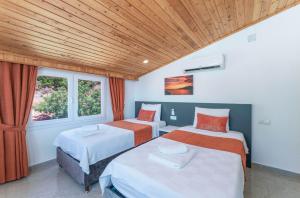 Luxury suite with pool and sauna in Kalkan