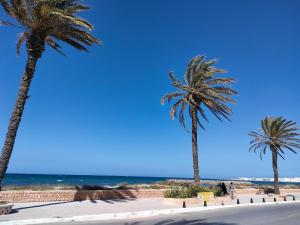 Appartement 2 ch Corniche Mahdia Plage à pied clim & Wifi