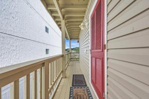 Oceanfront top-floor condo steps from the sand