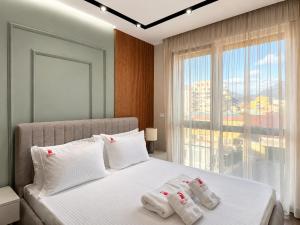 Matisse No33 - Luxury Apartment with Parking