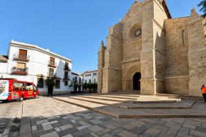 Apartamento Santa Marina con Parking Privado - Centro Histórico Córdoba