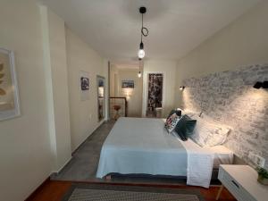 11 Diamond Drive, Luxury Bright & Quiet City Center Loft, Easy Access