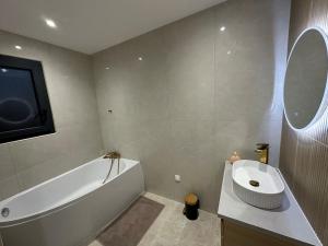 Relaxing stay in a villa with private swimming pool