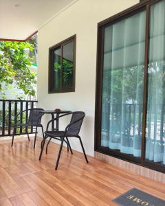 First light beach bungalow