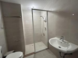 Affordable Cebu stay near IT Park & Streetscape Mall