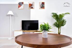 Taiping Highest Penthouse 5BR with Swimming Pool & Netflix WiFi near Lake Garden Zoo