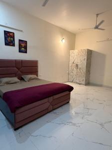 Urban Edge Villa