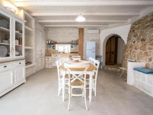 Detached Trullo Estate in Torre Suda