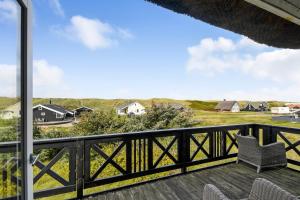 Romantic Thatched Cottage W Free Wifi Sj112