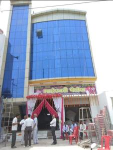 Maheshwari Hotel