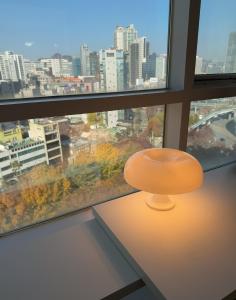 2 min to Seoul station, 2Beds, 1Baths, loft style