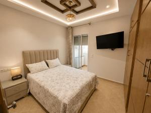 Appartement Familial Spacieux 7 Pers , Près Aéroport