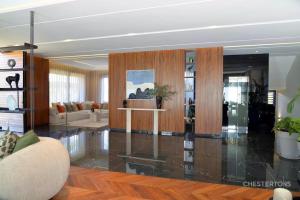 Palatial Luxury Villa Corniche