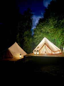 GLAMPING El CAMINO POIANA MĂRULUI CS