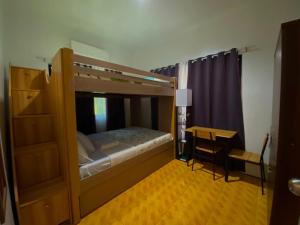 Bunkbed room for 3 guests