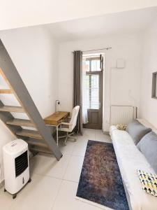 Central Loft Apartments with Free Parking