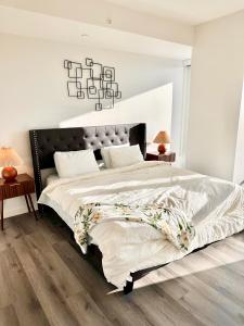 Luxury Residence in Center of Los Angeles 1B1B with Huge Balcony -Pool and BBQ on Roof