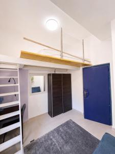 Central Loft Apartments with Free Parking