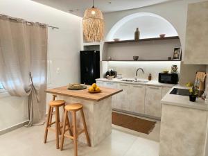 Tresoria Andros Boutique Residence