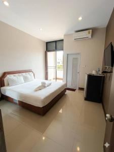 Naiya Place