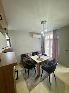 Green Hills Apart Complex