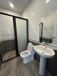 Newly renovated 3BR villa for 3-6 people in central Pattaya