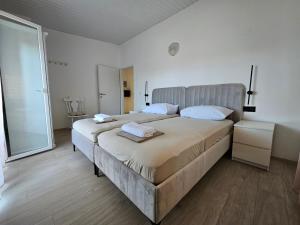 Apartments Karlos