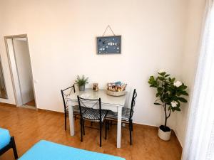 Gennadi Sun Apartments 500m from the beach