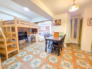 Heart of Shinjuku Near Kabukicho Sleeps 5