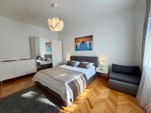 Split Center Beautiful Apartment