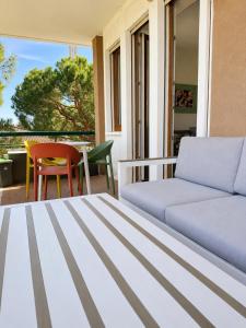 Bilocale Desenzanino con Terrazza Vista Giardino a 1 minuto dalla Spiaggia