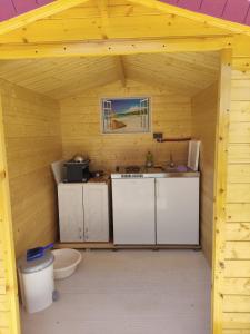 Caravan with private toilet and kitchen