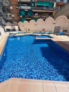 Piso de SIMBA cerca de playa, con piscina y varias terrazas