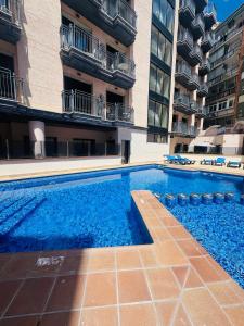 Piso de SIMBA cerca de playa, con piscina y varias terrazas