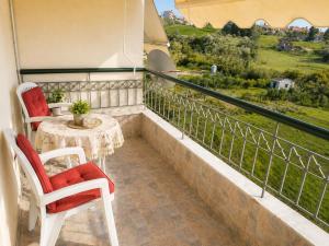 SEA VIEW MAISONETTE Netflix