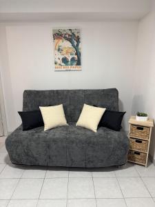 Studio meublé Résidence sécurisée avec parking