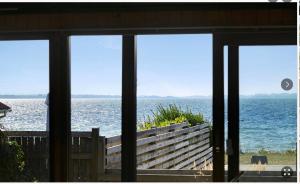 Holiday Idyll With Water Views