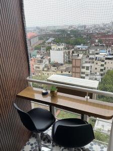 Saanjh 1212 Appartment with City View Balcony