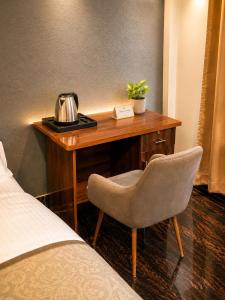 Arms Suites- Oxygen Business Park Sector 144
